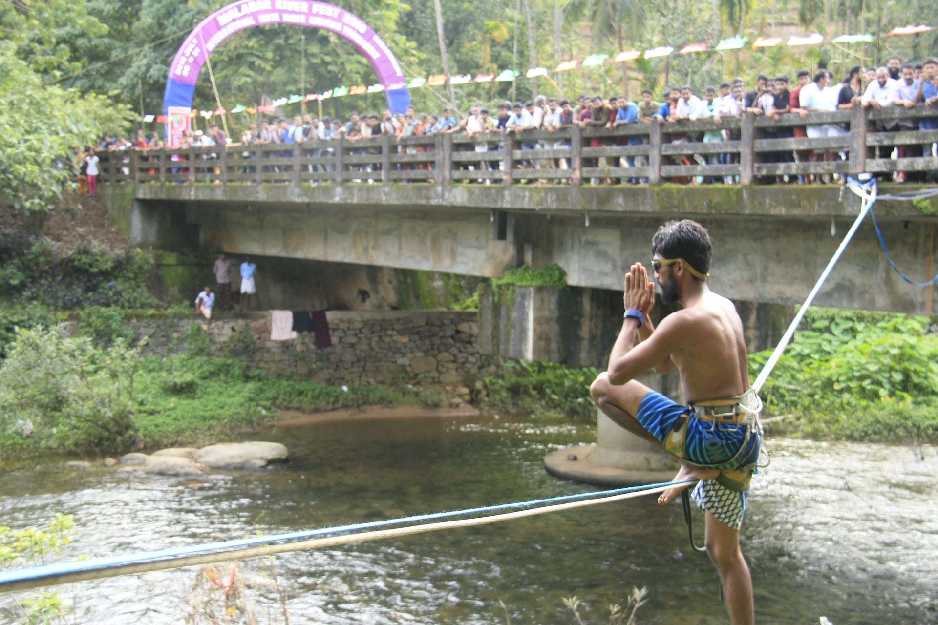 Load video: Benefits of slacklining: Enhanced focus, build your core strength, hand eye coordination and a whole lot more. Experience Slacklining with Samar Farooqui the best and pioneers of Slacklining in India.